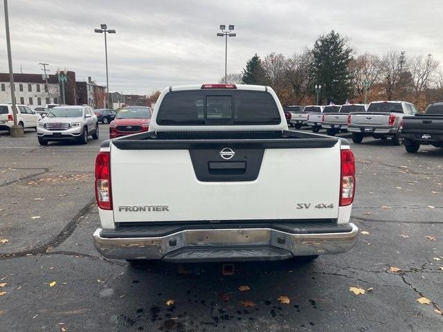 2017 nissan frontier sv