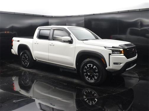 2023 nissan frontier