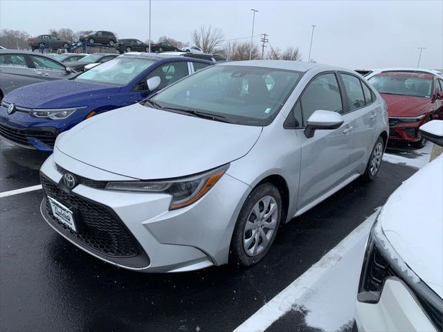 2022 toyota corolla t mulliner