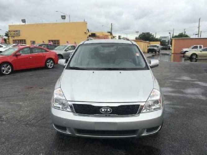 2012 kia sedona lx in miami, fl