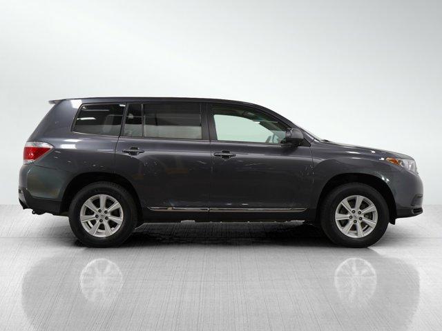 2013 toyota highlander plus