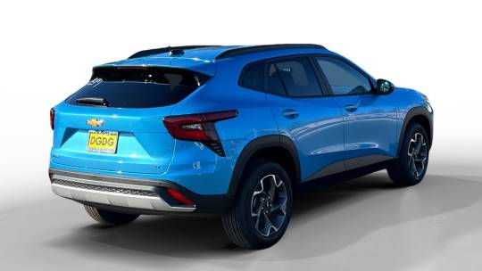 new 2025 chevrolet trax lt