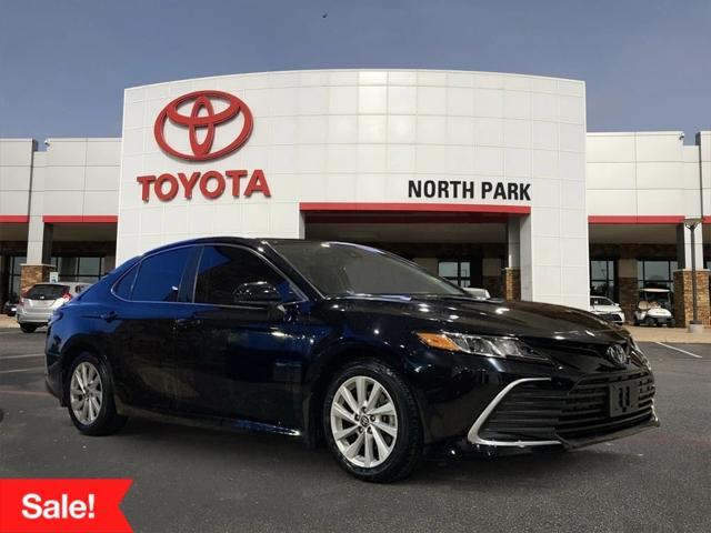 2023 toyota camry le