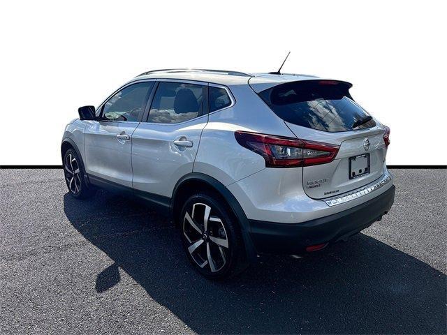2022 nissan rogue sport sl