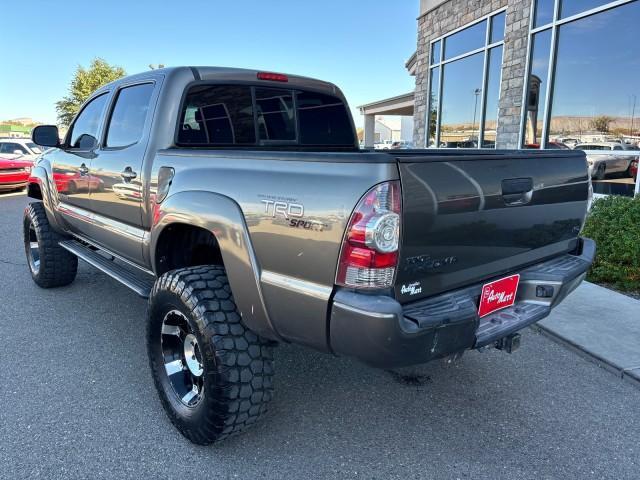 2013 toyota tacoma base