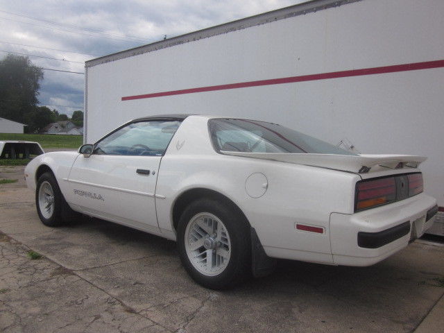 1990 pontiac firebird formula with t-tops 61k automatic v-8 5.0 liter f.i