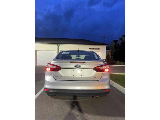 2012 ford focus se