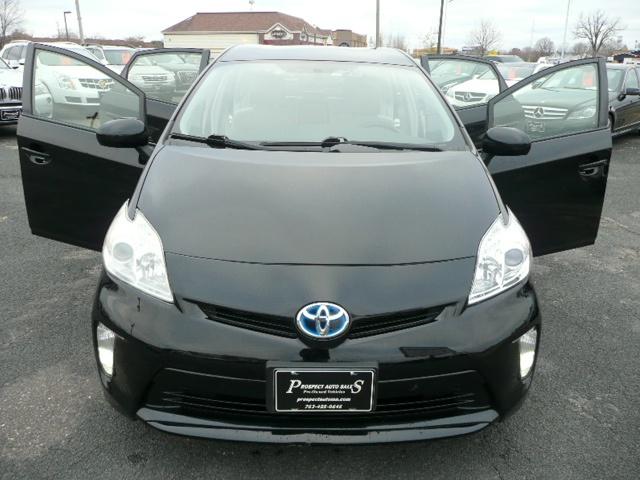 2013 toyota prius three