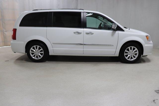 certified 2016 chrysler town & country limited platinum fargo, nd 58103 for sale in fargo, north dakota