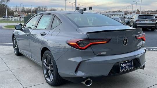 2025 Acura TLX