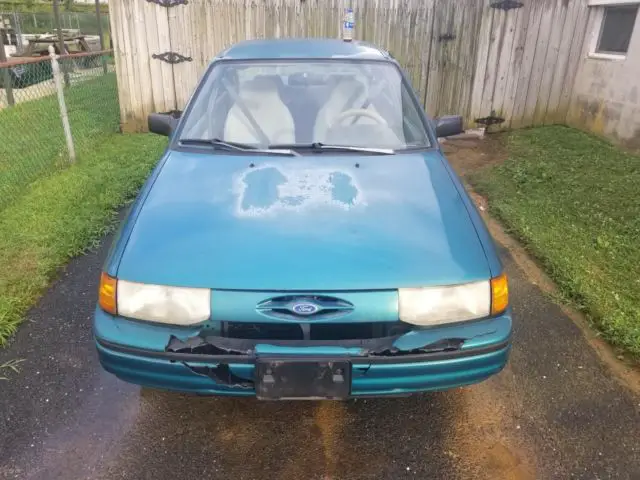 1993 ford escort in good condition
