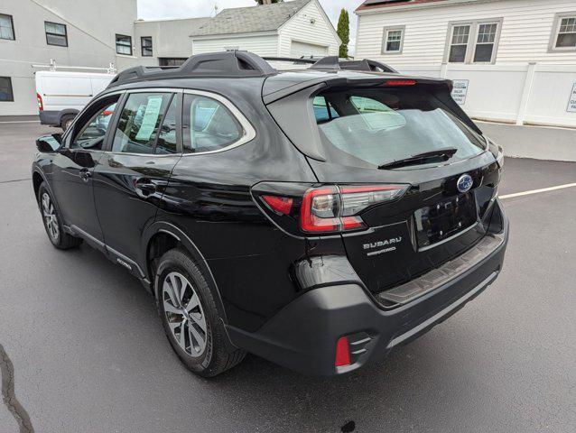 2022 subaru outback base