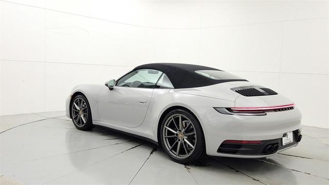2020 porsche 911 carrera