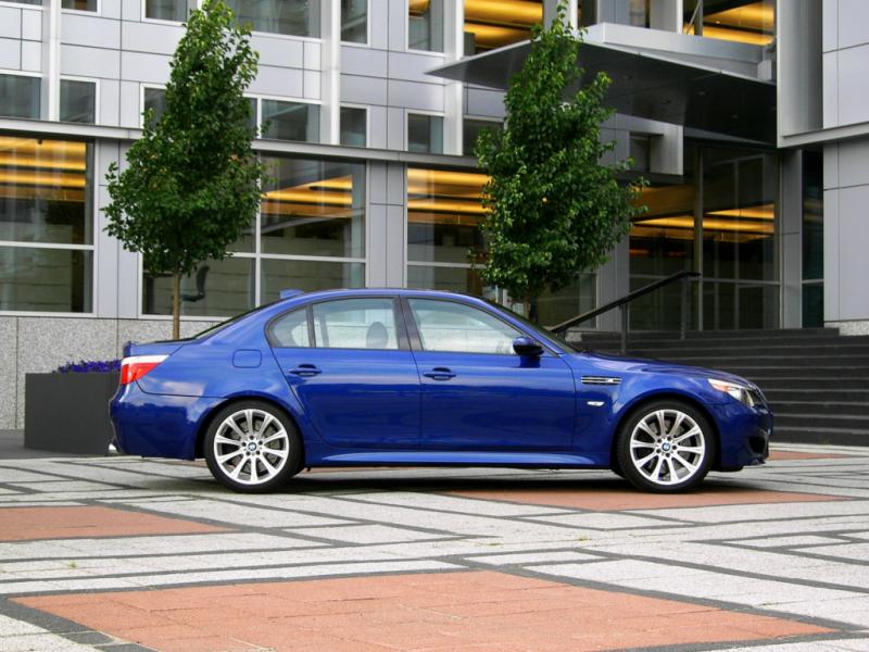 2022 BMW M5