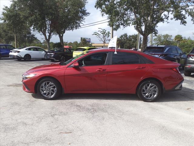 2024 hyundai elantra sel