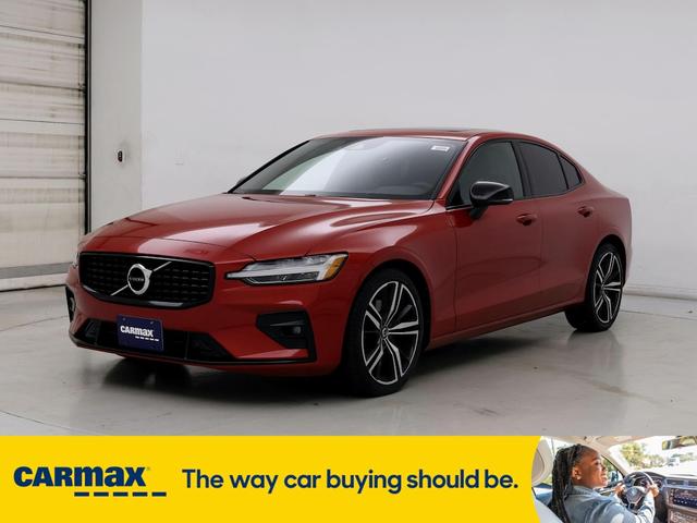 2022 volvo s60 b5 r-design