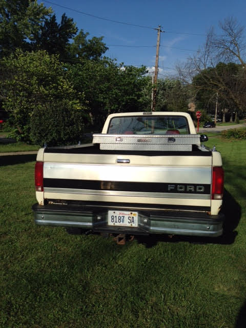 1993 ford f250 xlt extended cab, 8-foot (full sized) bed, w/class 4 or 5 hitch