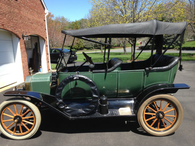 1913 ford model t touring car