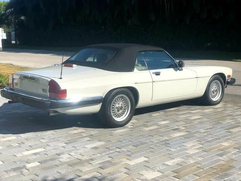 90 jaguar xjs convertible 41,000k clean car fax 24 servcie records automatic