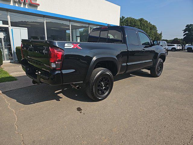 2021 toyota tacoma sr