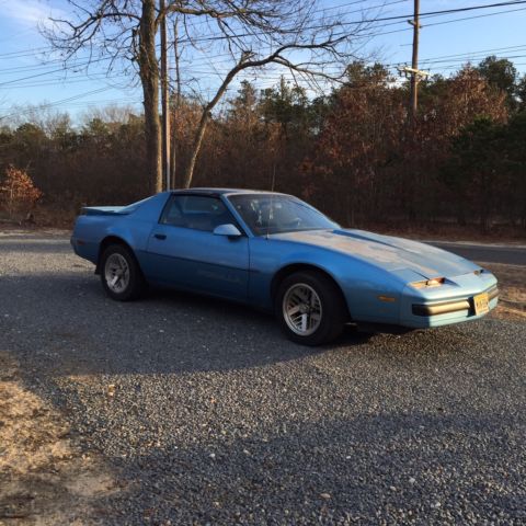 1989 formula 5.01 225hp fi t-tops maui blue