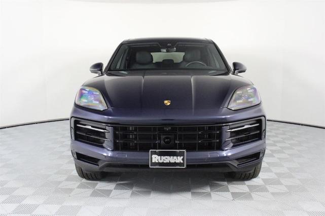 2024 porsche cayenne base