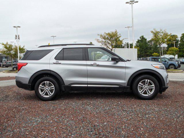 2022 ford explorer xlt