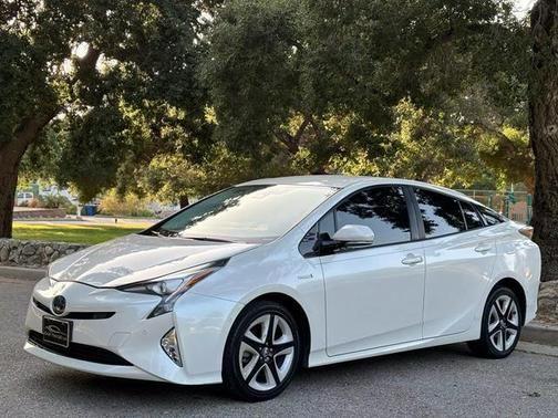2018 toyota prius