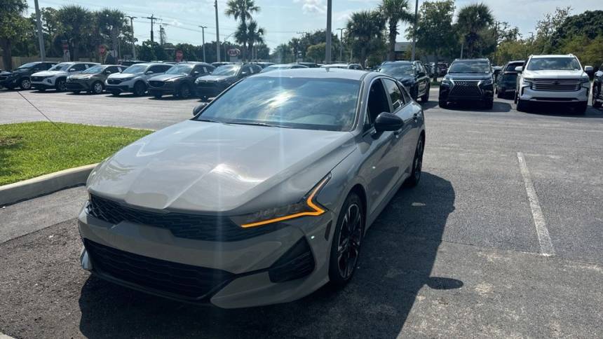 2022 kia k5 gt-line