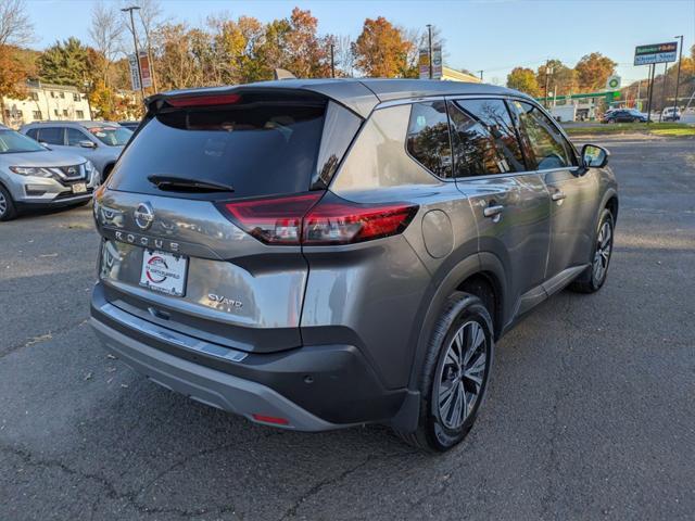 2021 nissan rogue sv