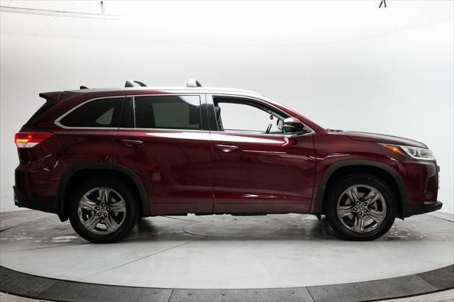 2017 toyota highlander limited platinum
