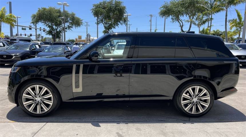 2023 land rover range rover p400 se lwb