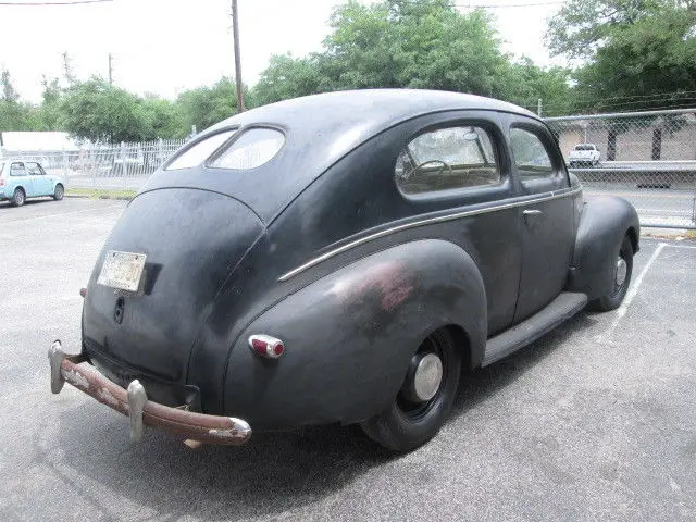 1939 mercury, 2 dr sedan, v8 flathead