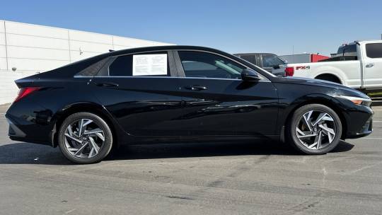 2024 Hyundai Elantra