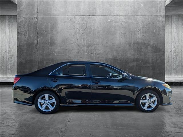 2013 toyota camry se