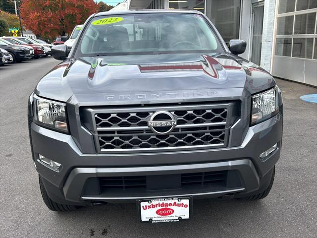 2022 nissan frontier sv