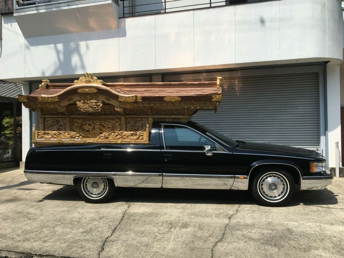 1993 cadillac fleetwood brougham japanese hearse from japan only 26k miles on