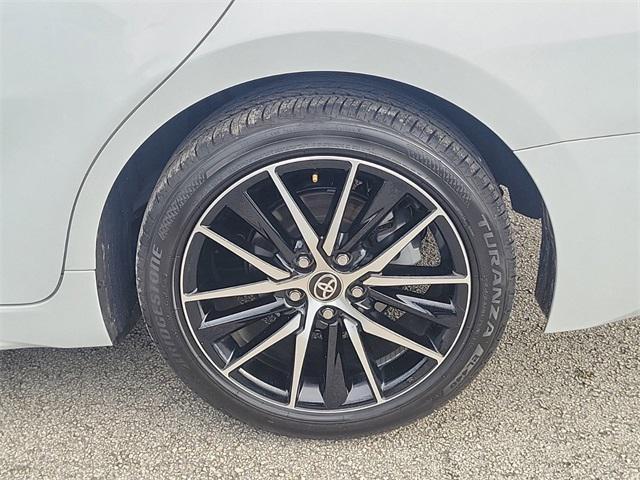 2024 toyota camry se