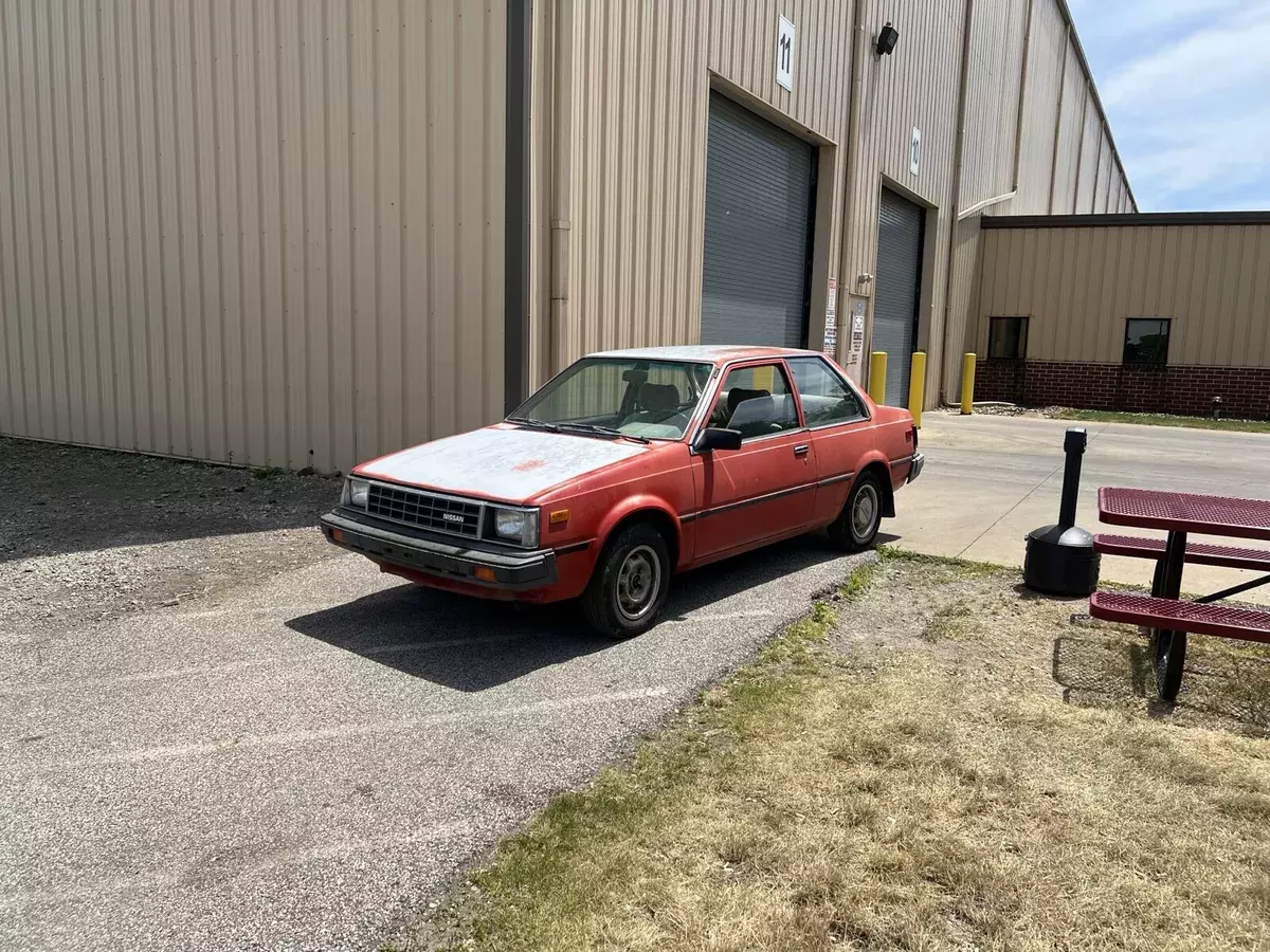 1984 nissan sentra red
