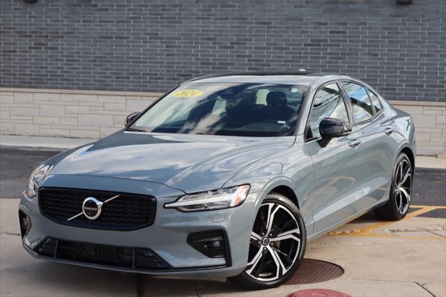 2024 volvo s60 b5 plus dark theme