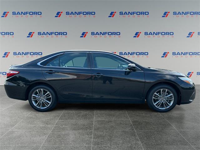 2017 toyota camry se