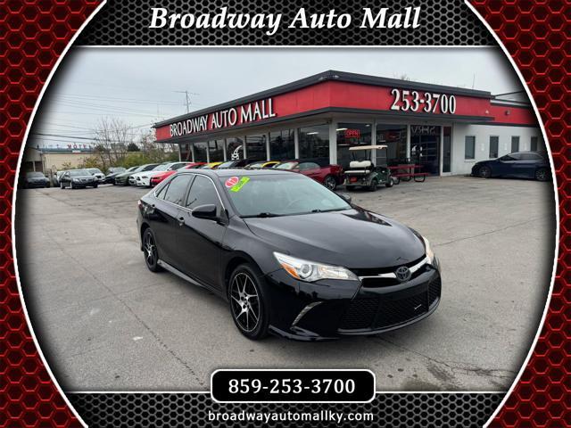 2017 toyota camry se