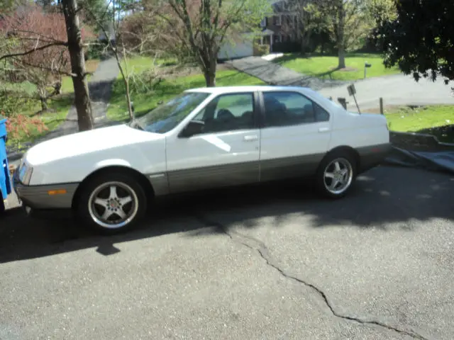 1992 alfa romeo 164 l sedan 4-door 3.0l