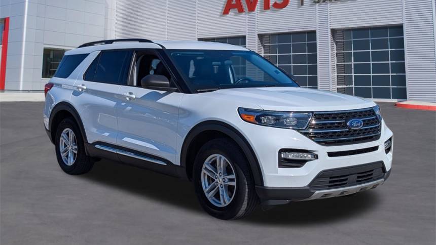 2023 ford explorer xlt