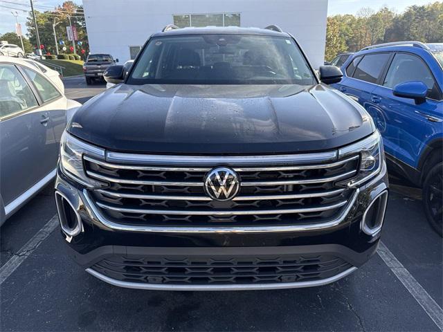 2024 volkswagen atlas 2.0t se w/technology