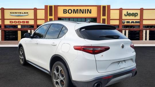 2023 Alfa Romeo Stelvio