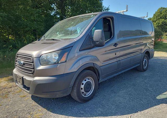 2015 ford transit-150 base