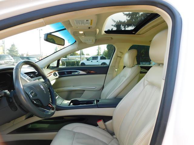2014 lincoln mkz hybrid base