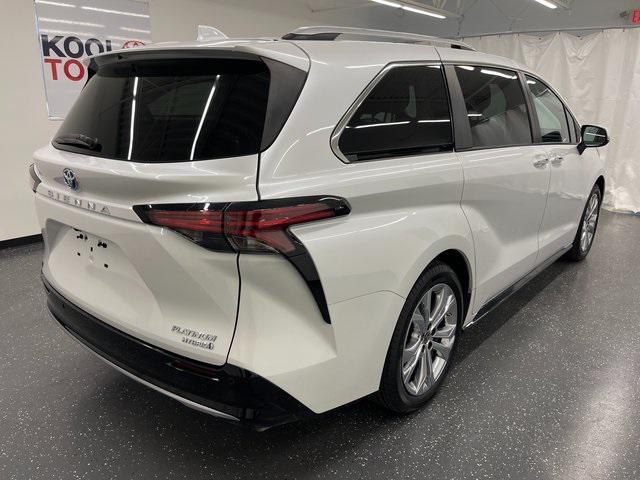 2022 toyota sienna platinum 7 passenger