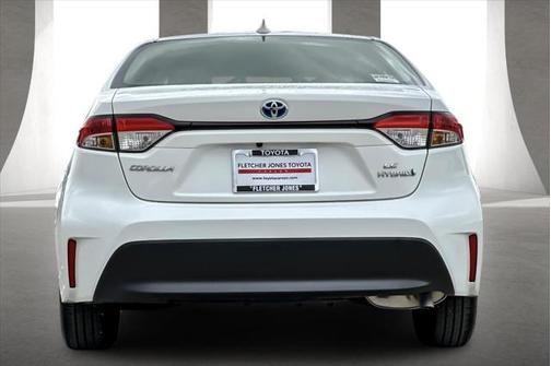 2023 toyota corolla hybrid